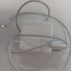 iPhone laddare, rapporterat av HU Amersfoort med iLost