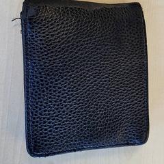 Cartera Hommel, segons ha informat Connexxion Haarlem IJmond mitjançant iLost