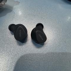Jabra airpods black, iLost에 보고됨