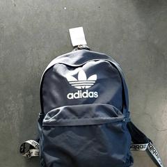 Rugzak، كما تم الإبلاغ عنه بواسطة Regio Limburg - Leuven عبر iLost