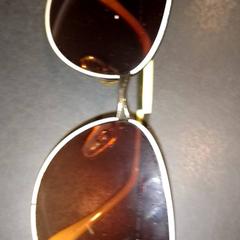 İLost kullanarak TivoliVredenburg tarafından bildirildiği gibi Güneş gözlüğü