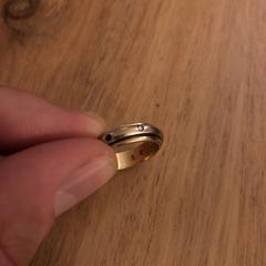 Een gouden ring, ha sido reportado a iLost