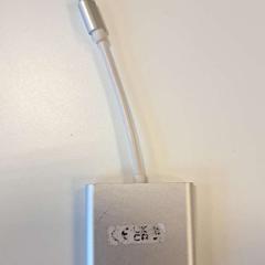 Usb-hub, som rapportert av Breda University of Applied Sciences Mgr. Hopmansstraat ved bruk av iLost