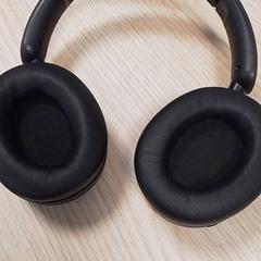 Headphones, as reported by Qbuzz Fryslân using iLost