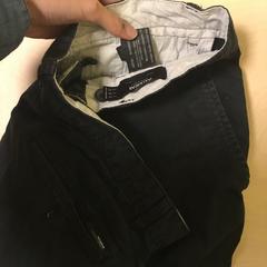 Zwarte Broek pull&bear, som rapporterats till iLost