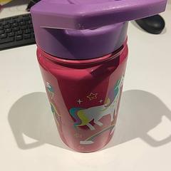 Fles, zoals gemeld door Bibliotheek Neude (Utrecht) met iLost
