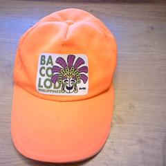 Casquette oranje, a été signalé par Bobbejaanland utilisant iLost