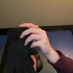 Eskularrua Zwart, gisa salatu by Regio Limburg - Leuven iLost erabiliz