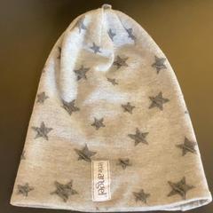 Baby hat Gray, ako bolo nahlásené MEININGER Hotel Dresden Zentrum pomocou iLost