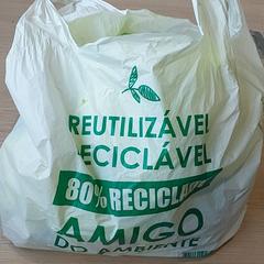 Táska - Plastiek zak, amint azt Regio Limburg - Leuven az iLost segítségével jelentette.