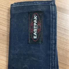 Portefeuille Zant, a été signalé par Connexxion Amstelland-Meerlanden Schiphol Zuid utilisant iLost