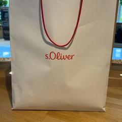 Purchase s oliver S Oliver, ha sido reportado por Designer Outlet Roermond con iLost