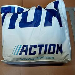 バッグ がiLostで Regio Antwerpen - Brussel によって報告されました