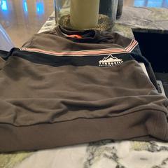 Kinderkleding, iLost를 사용하여 Van der Valk Hotel Heerlen에 보고됨