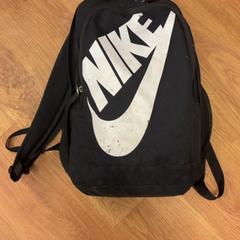 배낭, iLost를 사용하여 GVB에 보고됨