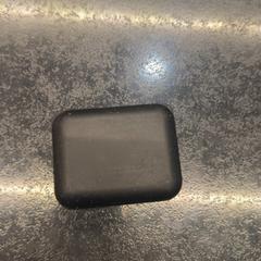 Airpod, come riportato da Rotterdam The Hague Airport utilizzando iLost