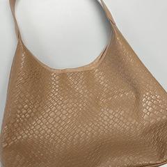 Bolsa - Handtas Ali Hassan, ha sido reportado por Centraal magazijn con iLost