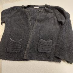 Jasje zwart, wol, come riportato da Gemeente Zonhoven utilizzando iLost