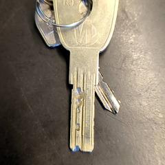 المفاتيح، كما تم الإبلاغ عنه بواسطة Universiteit Gent - Faculteitsbibliotheek LW عبر iLost