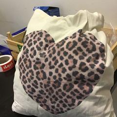 Borsa in iuta, come riportato da Qbuzz U-OV utilizzando iLost