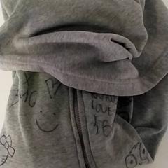 의류 Trui, iLost를 사용하여 Regio Antwerpen - Brussel에 보고됨