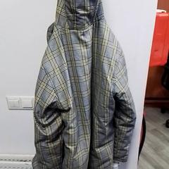 Jas, ha sido reportado por Hermes Eindhoven con iLost