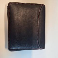 Brieftasche, gemeldet von Gemeente Hilversum über iLost