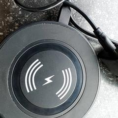 Eletrónica - oplader draadloos, como reportado por Regio Antwerpen - Brussel utilizando o iLost