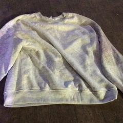 كنزة صوفية Licht grijs، كما تم الإبلاغ عنه بواسطة De Heeren van Aemstel عبر iLost