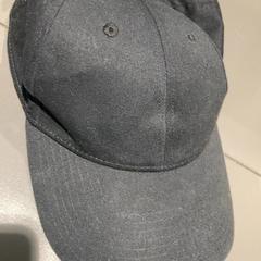 Baseball cap, as reported by Pathé Tilburg Stappegoor using iLost
