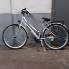 Bicicleta femenina Tounis Zilver-Zwart, segons ha informat Fietsdepot Hasselt mitjançant iLost
