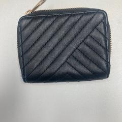 Peněženka Black, jak nahlášeno Ramada by Wyndham Amsterdam Airport Schiphol pomocí iLost