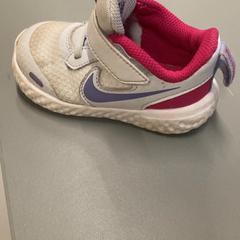 Schoentje, gisa salatu by IKEA Haarlem iLost erabiliz