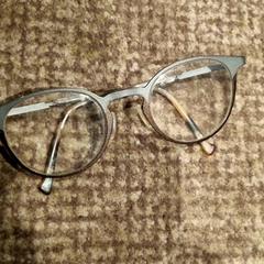 Brýle, jak nahlášeno Van der Valk Hotel Apeldoorn - De Cantharel pomocí iLost