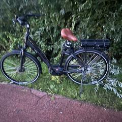 Zwarte elektrische fiets gazelle, iLost'a bildirildiği gibi