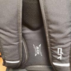 Táska noir, amint azt TCL az iLost segítségével jelentette.