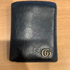 財布 Tahir がiLostで Gemeente Amsterdam - Bureau Gevonden Voorwerpen によって報告されました