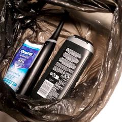 Escova de dentes elétrica tanden, como reportado por Van der Valk Hotel Tiel utilizando o iLost