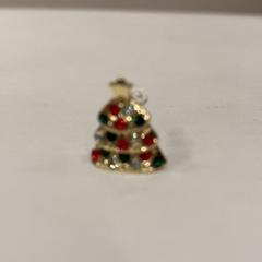 피어싱, iLost를 사용하여 IKEA横浜에 보고됨