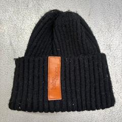 Čiapka svart med lädermärke, ako bolo nahlásené IKEA Linköping pomocou iLost