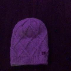 Bonnet Wit, wol, a été signalé par De Heeren van Aemstel utilisant iLost