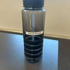 병 Zwart/transparent, iLost를 사용하여 Gebo Tours에 보고됨