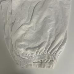 Fehérnemű, amint azt Silver Sands Beach az iLost segítségével jelentette.