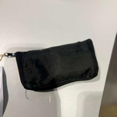 Etui, zoals gemeld door Gebo Tours met iLost