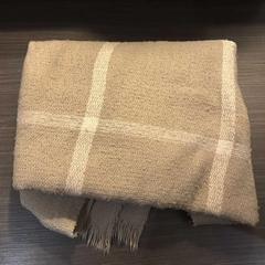 Coussin, a été signalé par Hotel Apeldoorn utilisant iLost