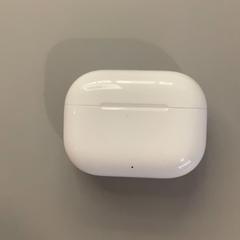 Earpods, as reported by MEININGER Hotel Budapest Great Market Hall using iLost