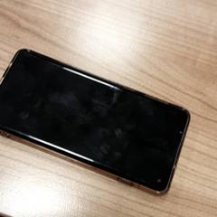 Smartphone met transparant rughoesje Samsung, come riportato da Arriva West-Brabant utilizzando iLost