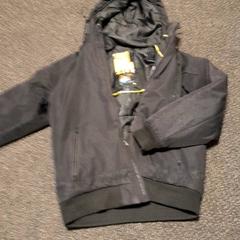 İLost kullanarak Van der Valk Hotel Tiel tarafından bildirildiği gibi Dış giyim Zwarte Diverse jas