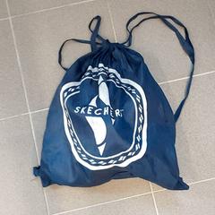 Turnzak blauw Skechers, gemeldet von Centraal magazijn über iLost