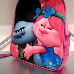 Rucksack Rosa med Troll, gemeldet von Keolis Lund über iLost